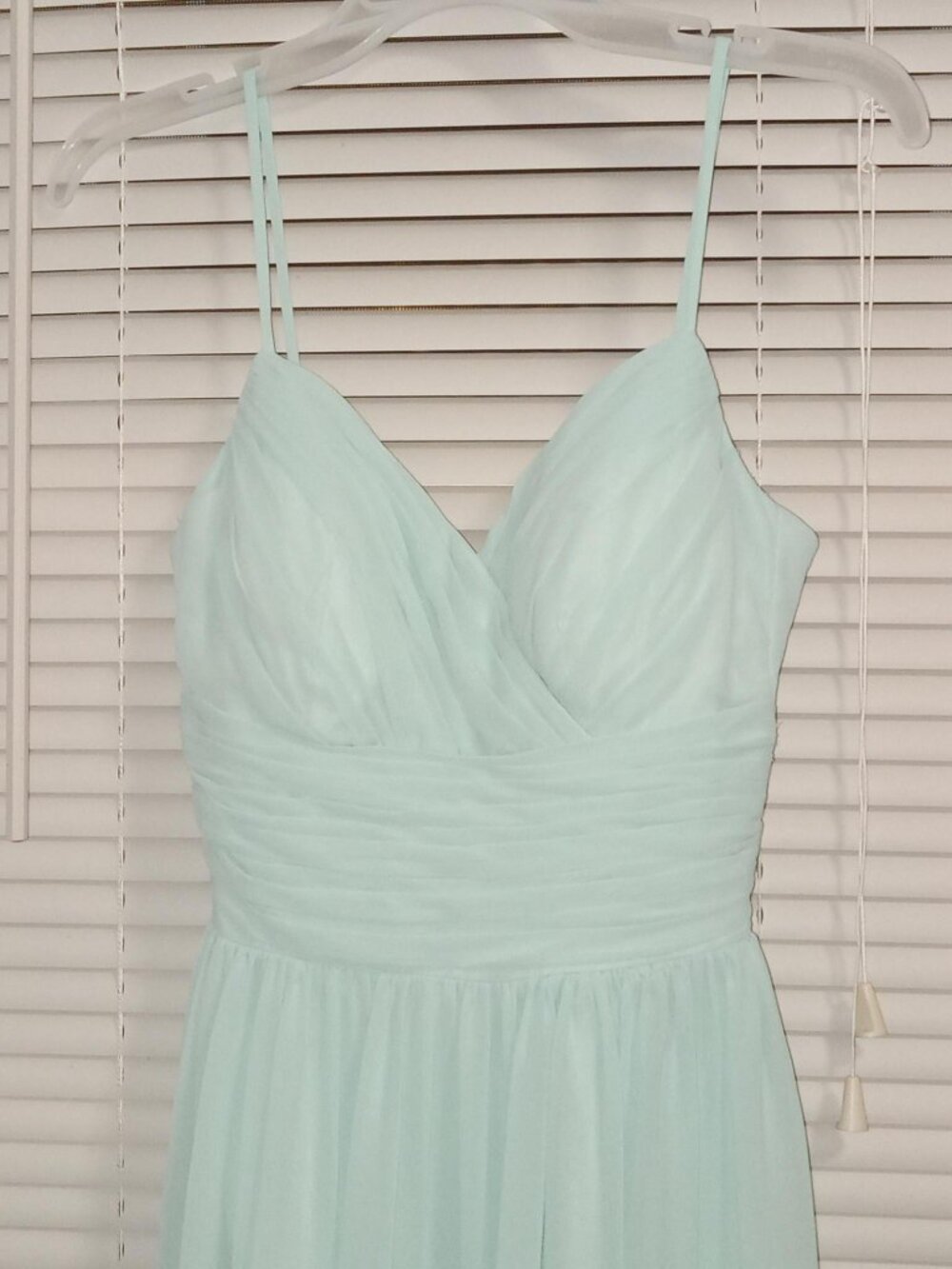 Bill Levkoff Light Green Dress